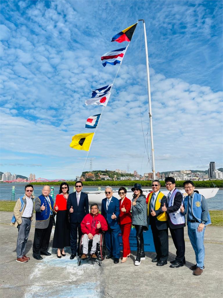 扶輪社贊助身障帆船航行台灣 期待未來培育出帕運選手