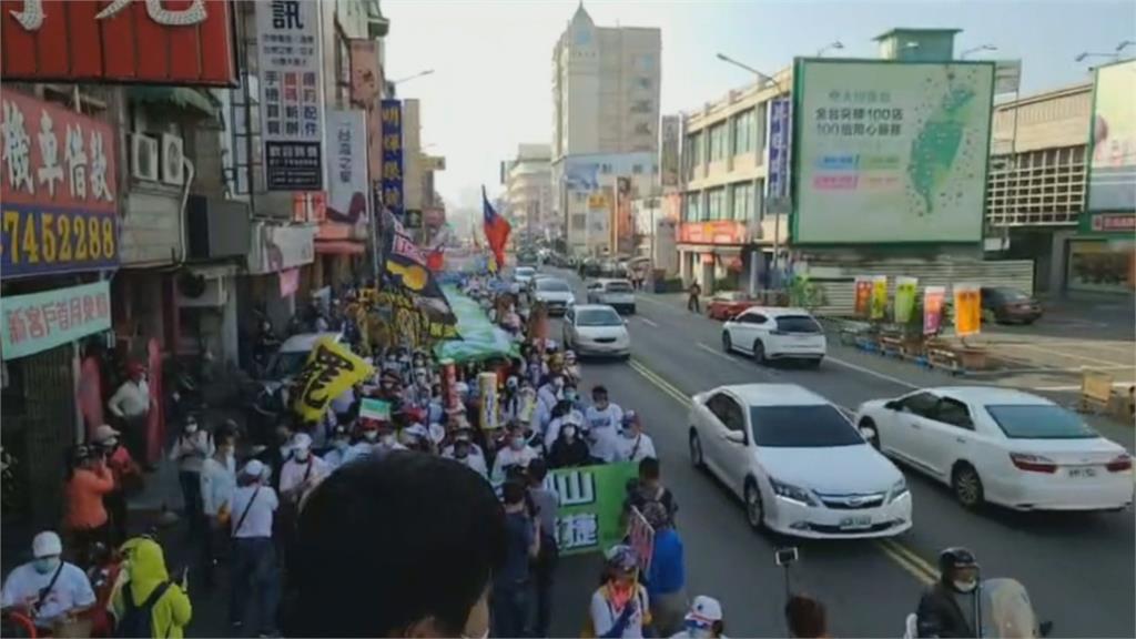 陳其邁、黃捷同框出席活動 用市政反擊罷免