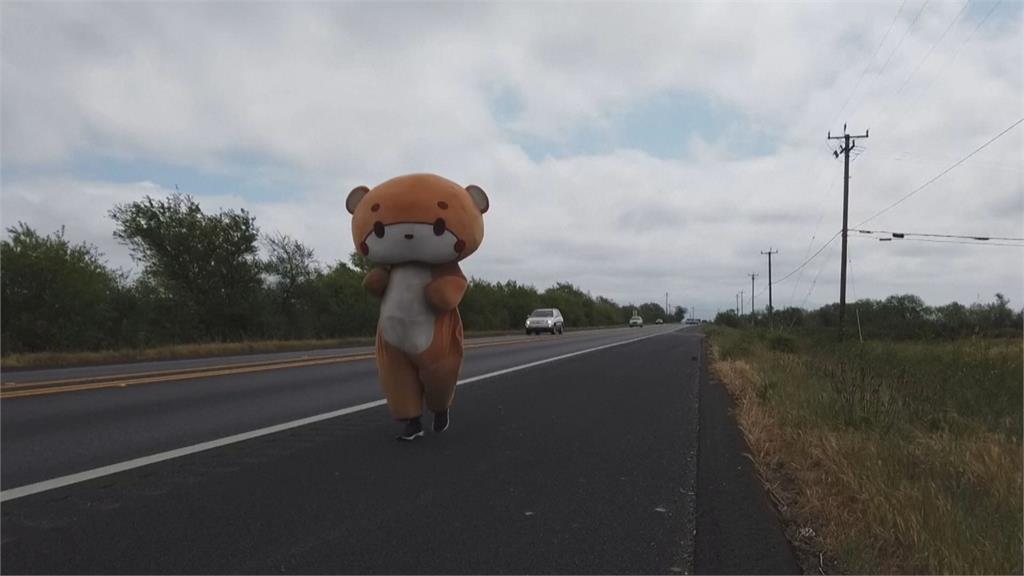 真人版泰迪熊700公里長征　從洛杉磯走到舊金山