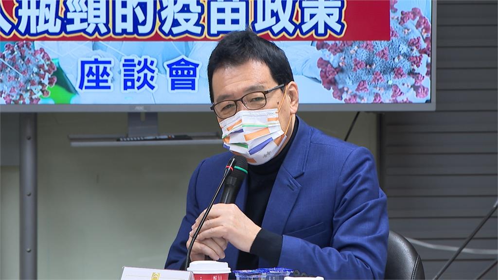 遭控干涉疫苗採購 吳秉叡提告10網友「加重毀謗」