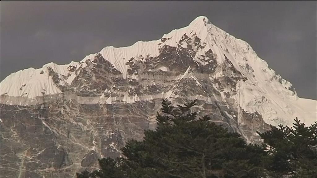 首支登山隊抵尼泊爾 巴林王子：聖母峰上插國旗