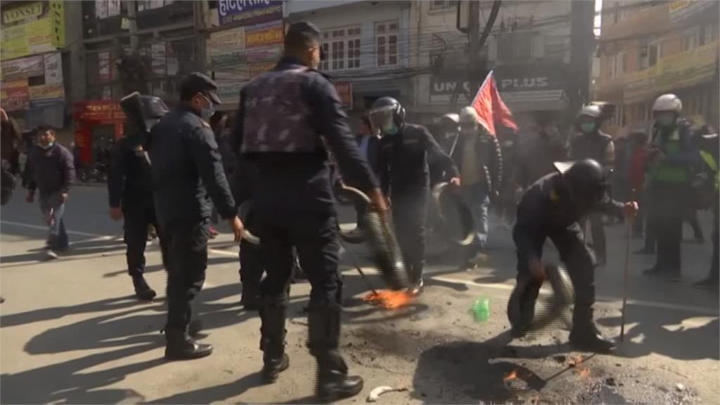 尼泊爾政局動盪 反對黨發起全國性大罷工
