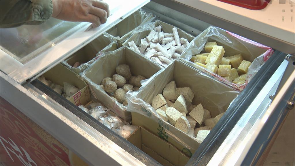  火鍋店出招救業績　轉型「類超市」食材跳樓價
