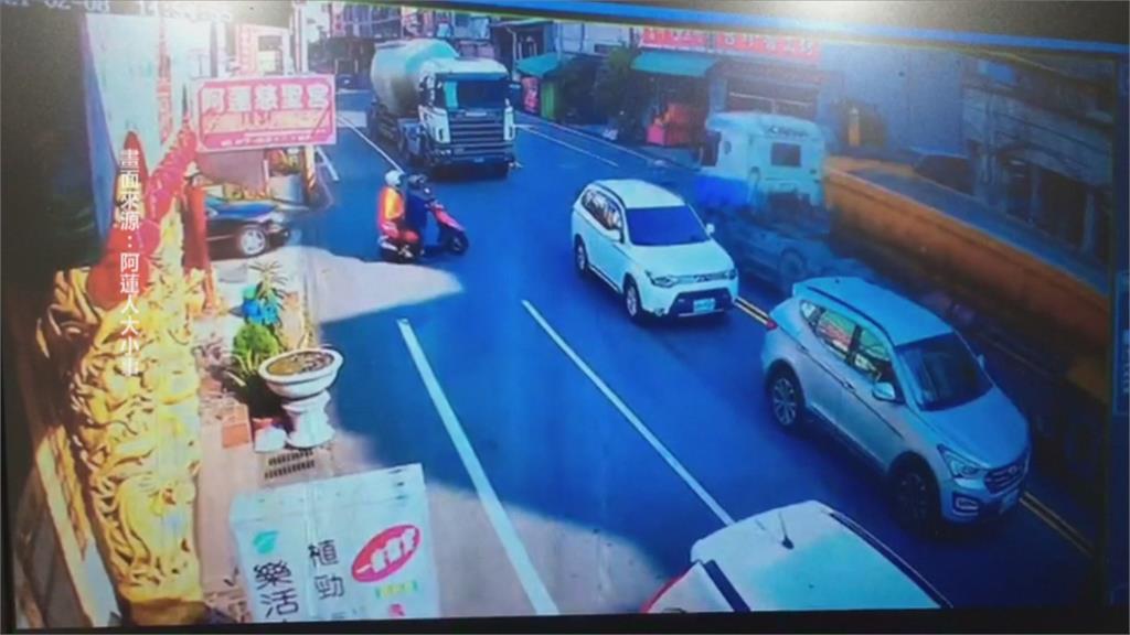 沒有紅綠燈的路口 砂石車右轉撞擊!七旬婦騎車遭輾斷魂 司機過失致死送辦