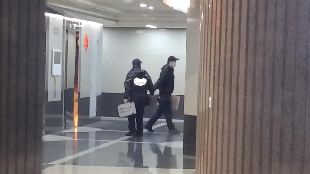 疑投資糾紛談判釀衝突 4人腿部遭砍傷