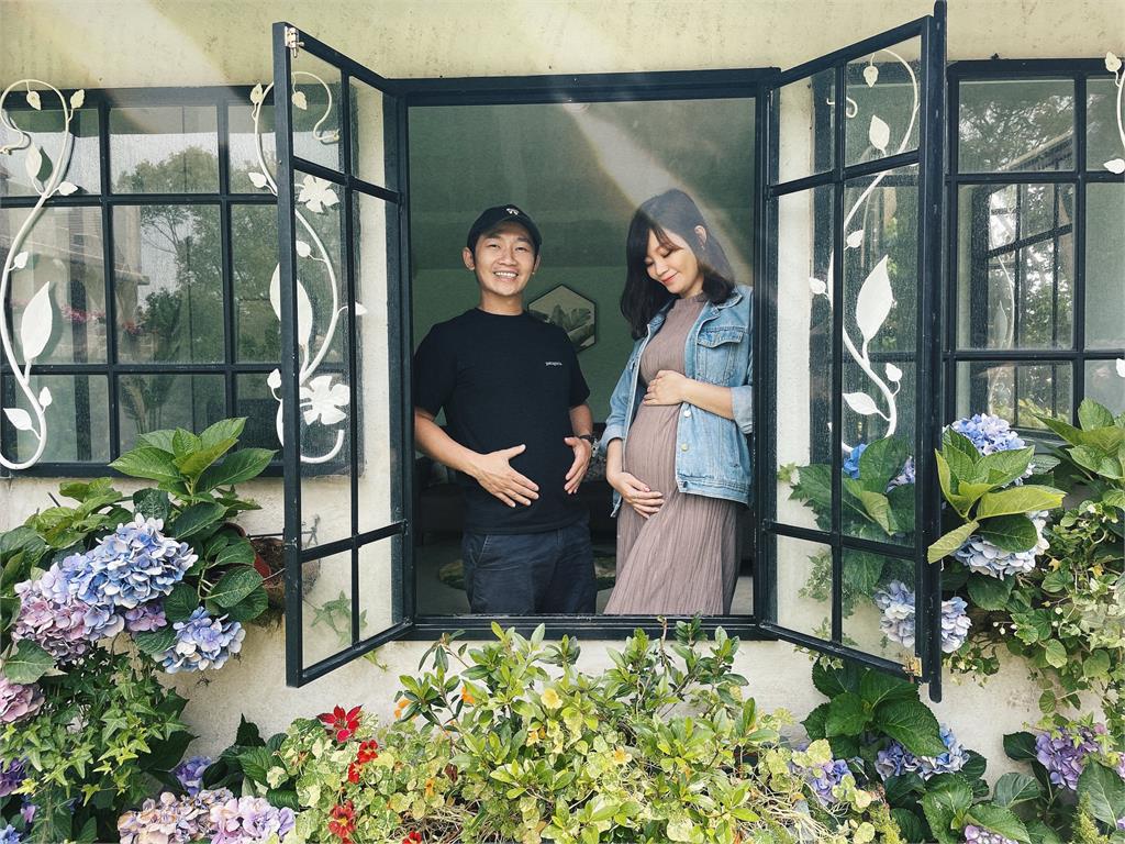 3次試管1次引產!蔡昌憲偕空姐妻宣布8月將當爸