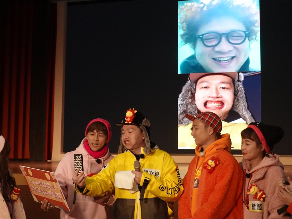 《綜藝新時代》初一特別節目邀請到「浩媽」浩子臉僵！沒想到是「翔媽」出現阿翔傻眼