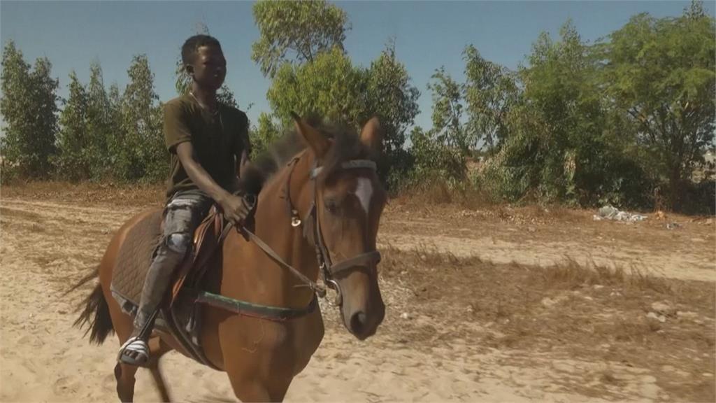 塞內加爾19歲天才騎師 夢想站上國際舞台