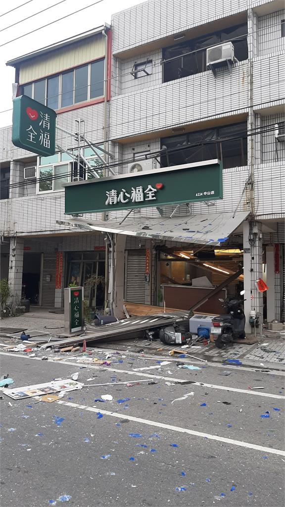快新聞／彰化田尾飲料店清晨氣爆 天花板崩塌店面全毀