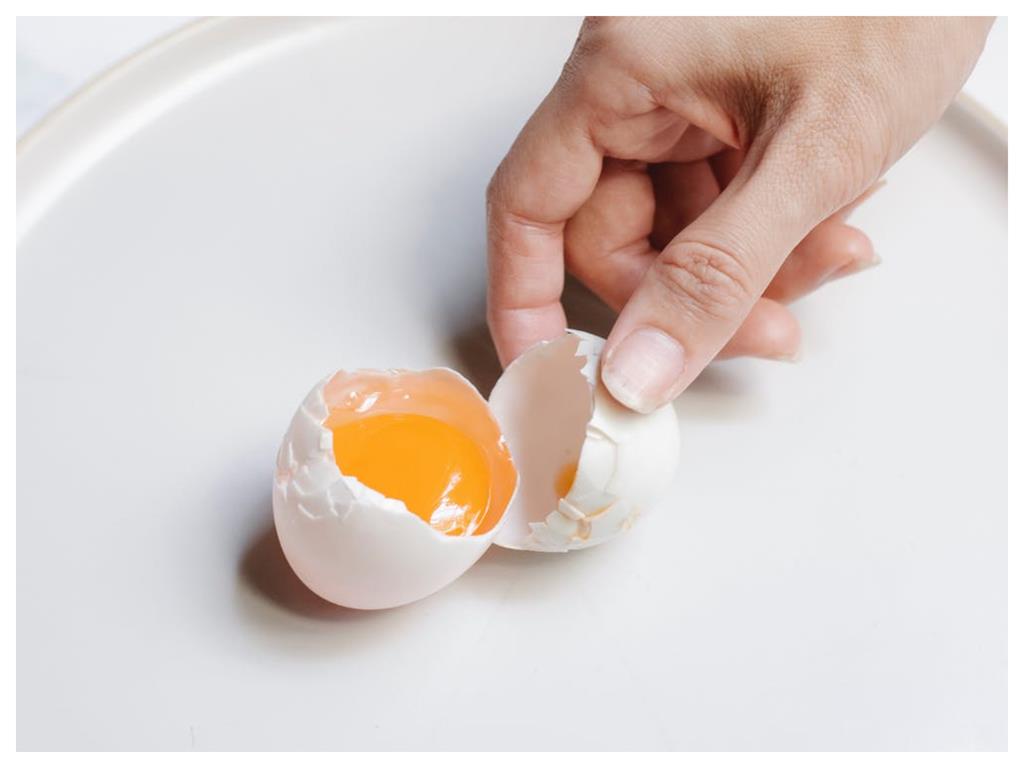 水煮蛋想好吃？千萬別直接丟下鍋　美食達人揭「關鍵2步驟」