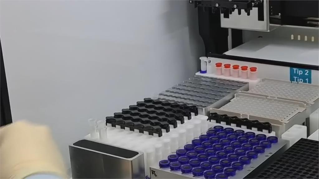 基隆長庚自動武肺檢測機台　PCR生力軍！每天可採檢840例