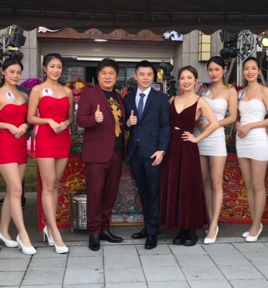 綜藝大哥胡瓜站台青年創業 「酒齡特厚」 酬勞捐給「十方啟能中心」!只請老闆送他金門高粱就好