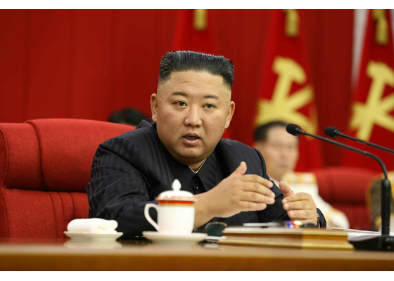 金正恩現身體態明顯消瘦！北韓人民驚見照片「崩潰痛哭」：心好痛