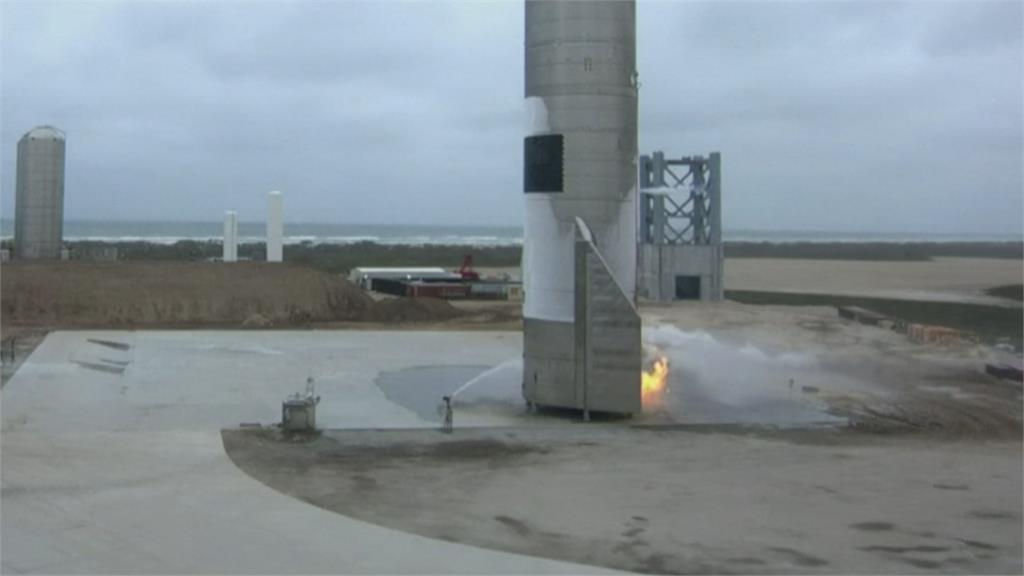 SpaceX星艦 「序號15」　首度高空飛行測試成功！