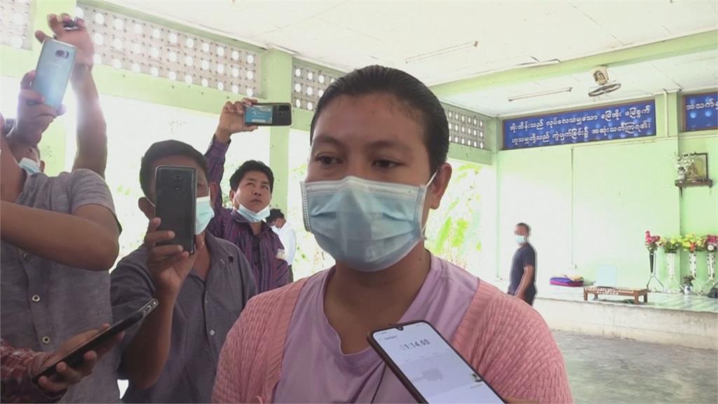 緬甸示威首名犧牲者 20歲女頭中槍入院10天亡