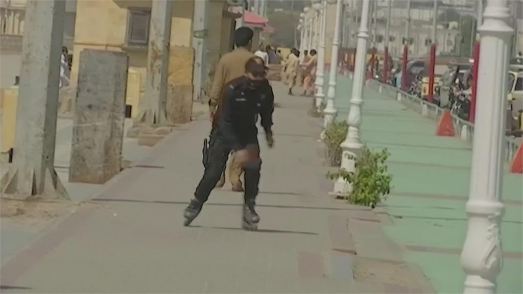 打擊犯罪「滑起來」！  巴基斯坦成立直排輪警隊