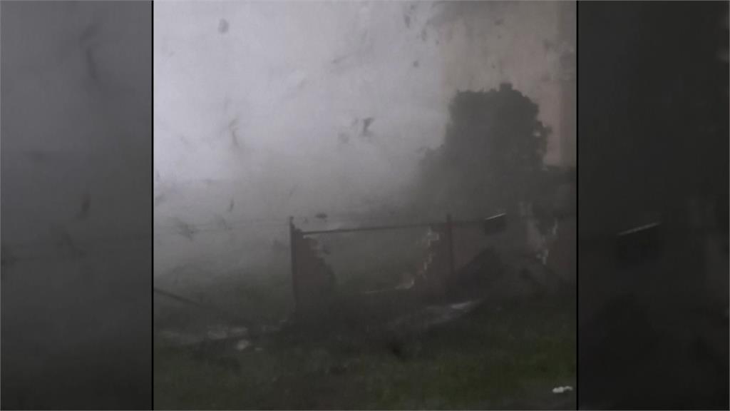 風速超過300km！超強龍捲風橫掃捷克　釀5死150傷