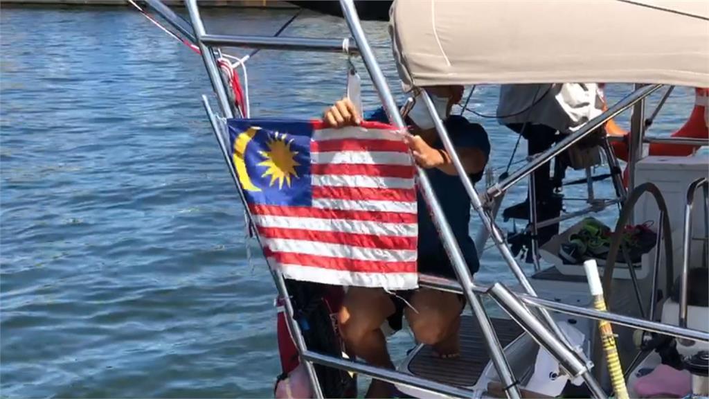 等嘸檢疫人員！馬來西亞二手帆船海上漂流終停靠安平港警碼頭　5人居檢、2人留守