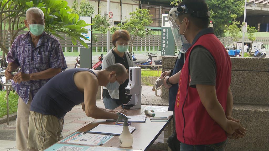 環南市場1/3人員已快篩 7/1起強制攤商持陰性證明