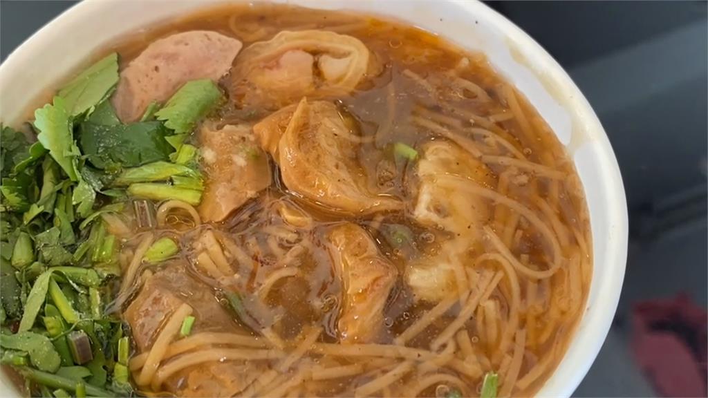 知名大腸麵線大鐵鍋遭竊 警2小時內逮人「美食是台南人的命」民眾大讚警：拯救了我的胃