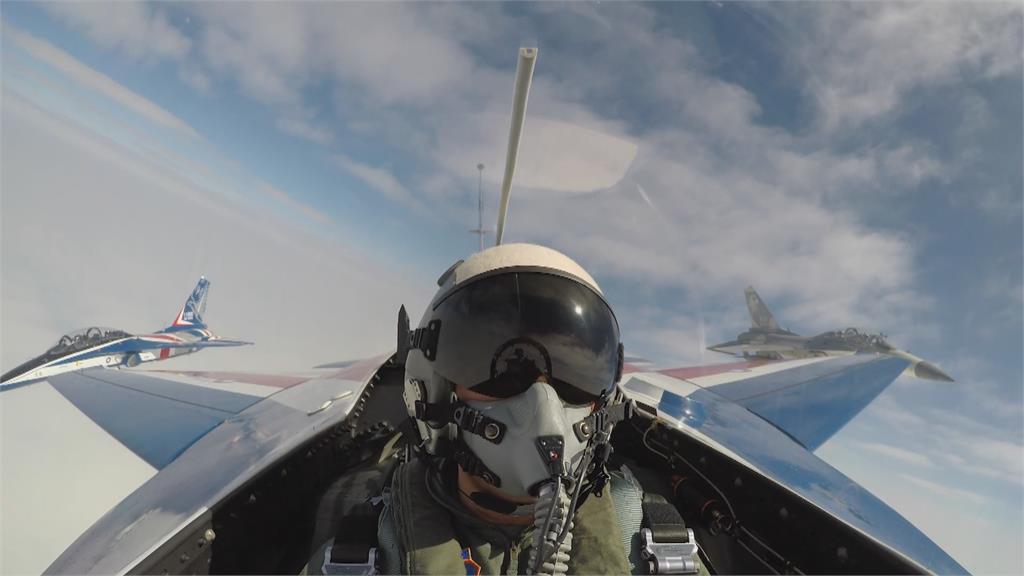 勇鷹號高教機志航基地首度亮相　F-5戰機預計2024年底全部汰除完畢