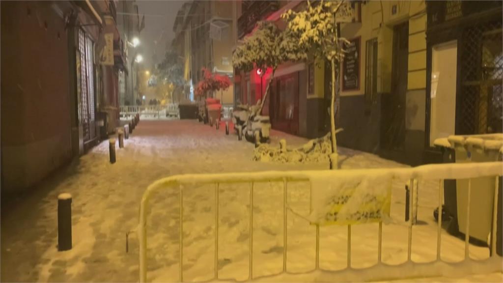 西班牙大雪紛飛 境內400條道路受阻
